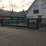 Dvoriščna vrata antracit z ograjo